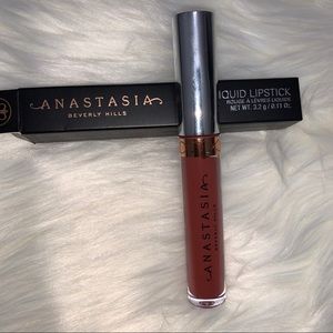 Anastasia beverly hills liquid lipstick